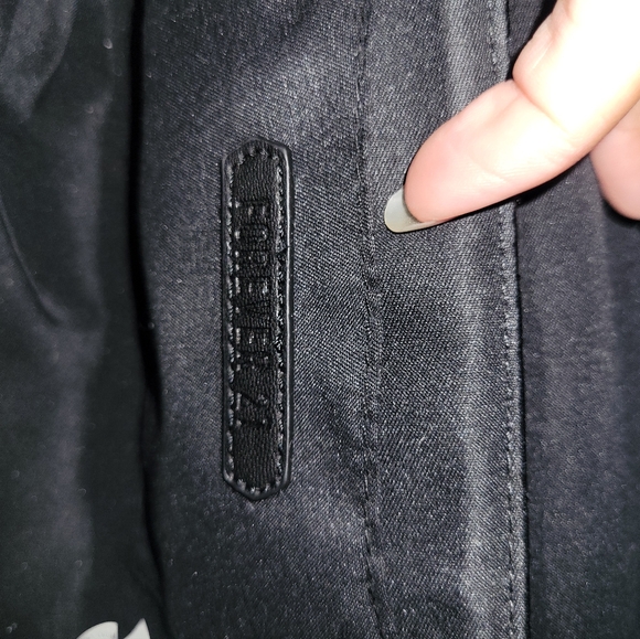 Forever 21 Black Purse - Picture 5 of 5